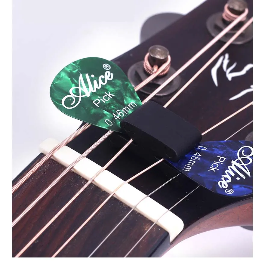 Набор гитарных медиаторов, нов – обзор и цена Electric Guitar Pick Pack